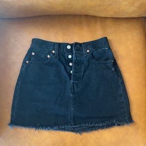 Levi’s High Waisted Denim Skirt